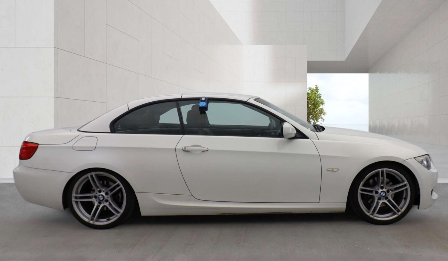 Used BMW 3 Series 2011 for sale - 78139643: Photo 6