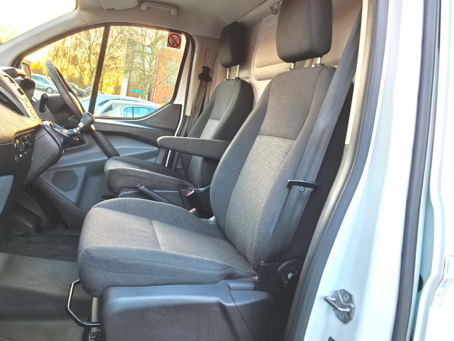 Used Ford Transit Custom 2015 for sale - 76517540: Photo 28