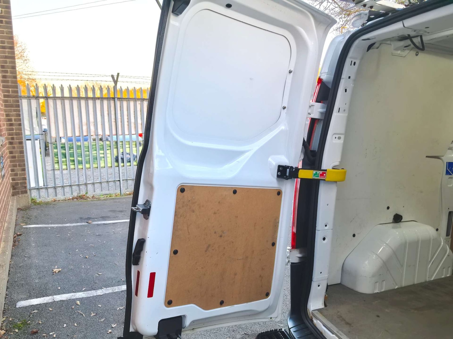 Used Ford Transit Custom 2015 for sale - 76517540: Photo 31