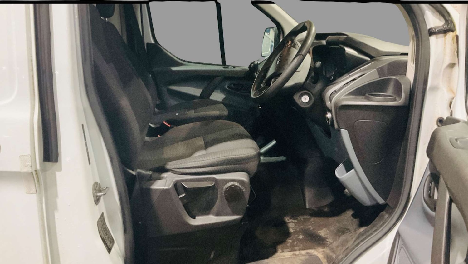 Used Ford Transit Custom 2015 for sale - 76517540: Photo 7