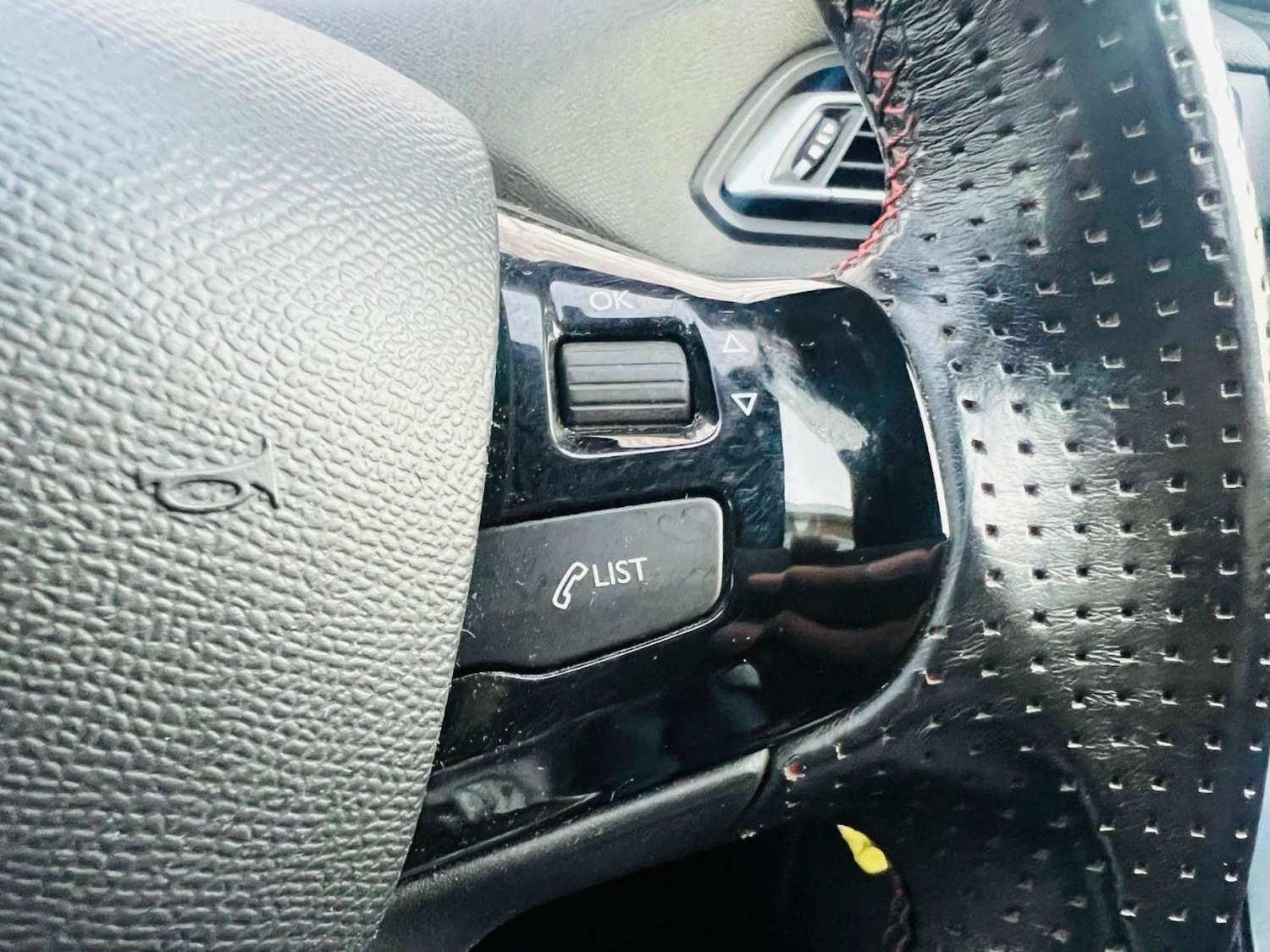 Used Peugeot 308 2015 for sale - 76600837: Photo 16