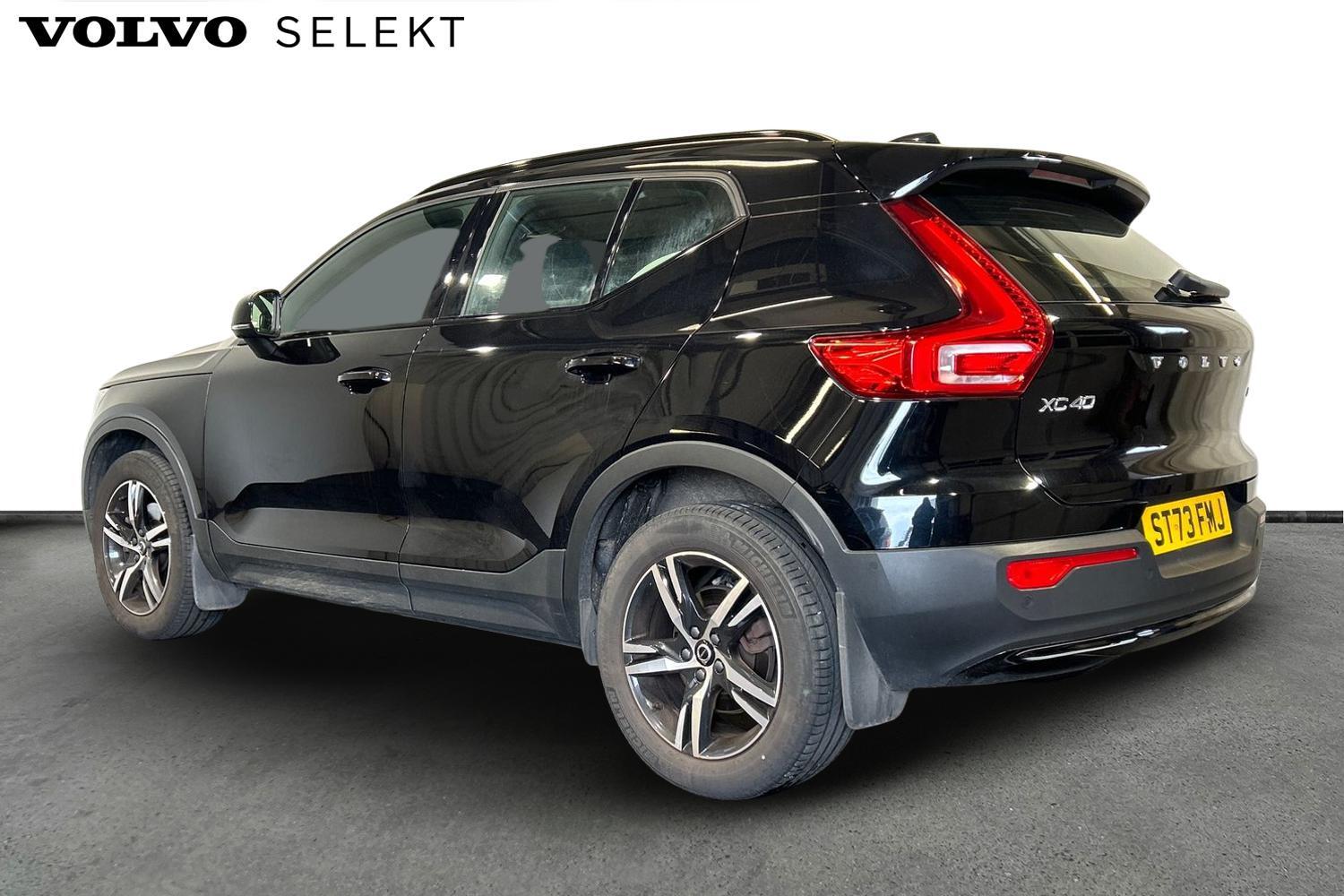 Used Volvo XC40 2023 for sale - 75990246: Photo 4