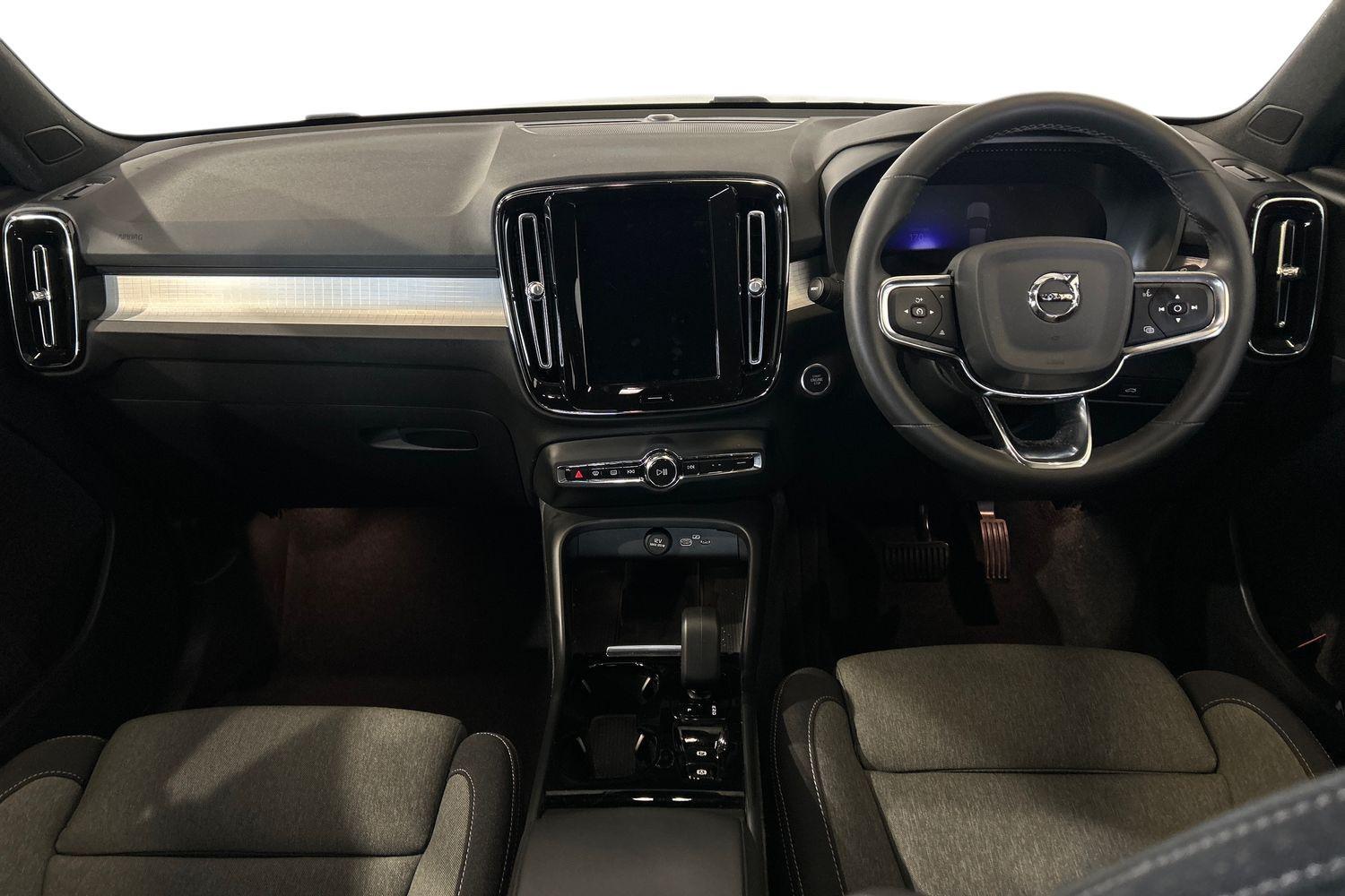 Used Volvo XC40 2023 for sale - 75990246: Photo 7