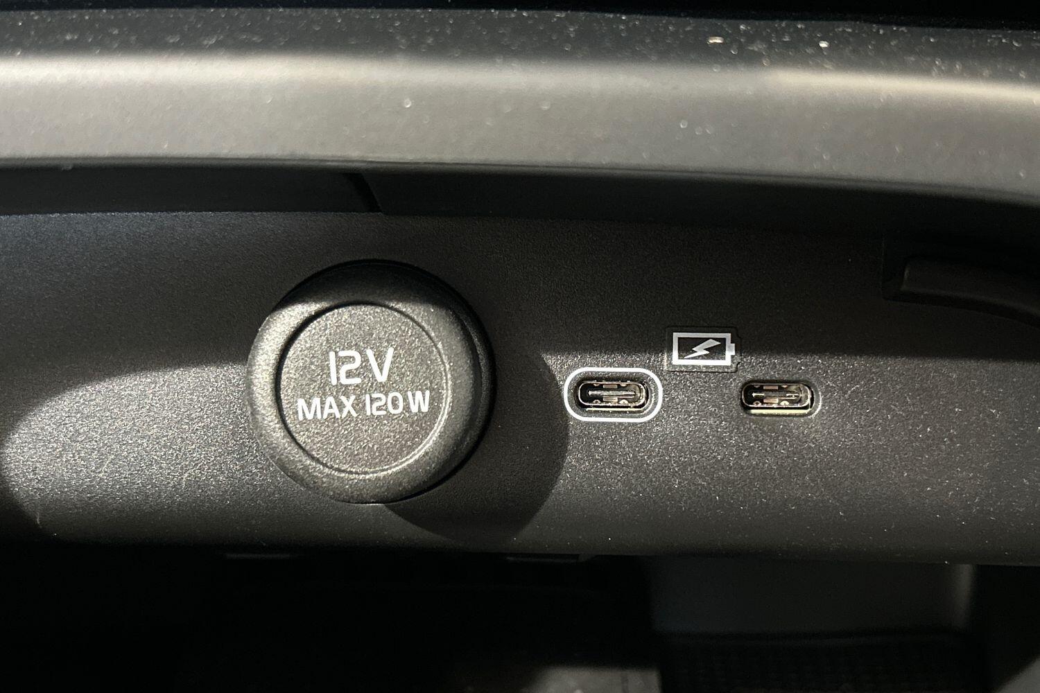 Used Volvo XC40 2023 for sale - 76042379: Photo 22
