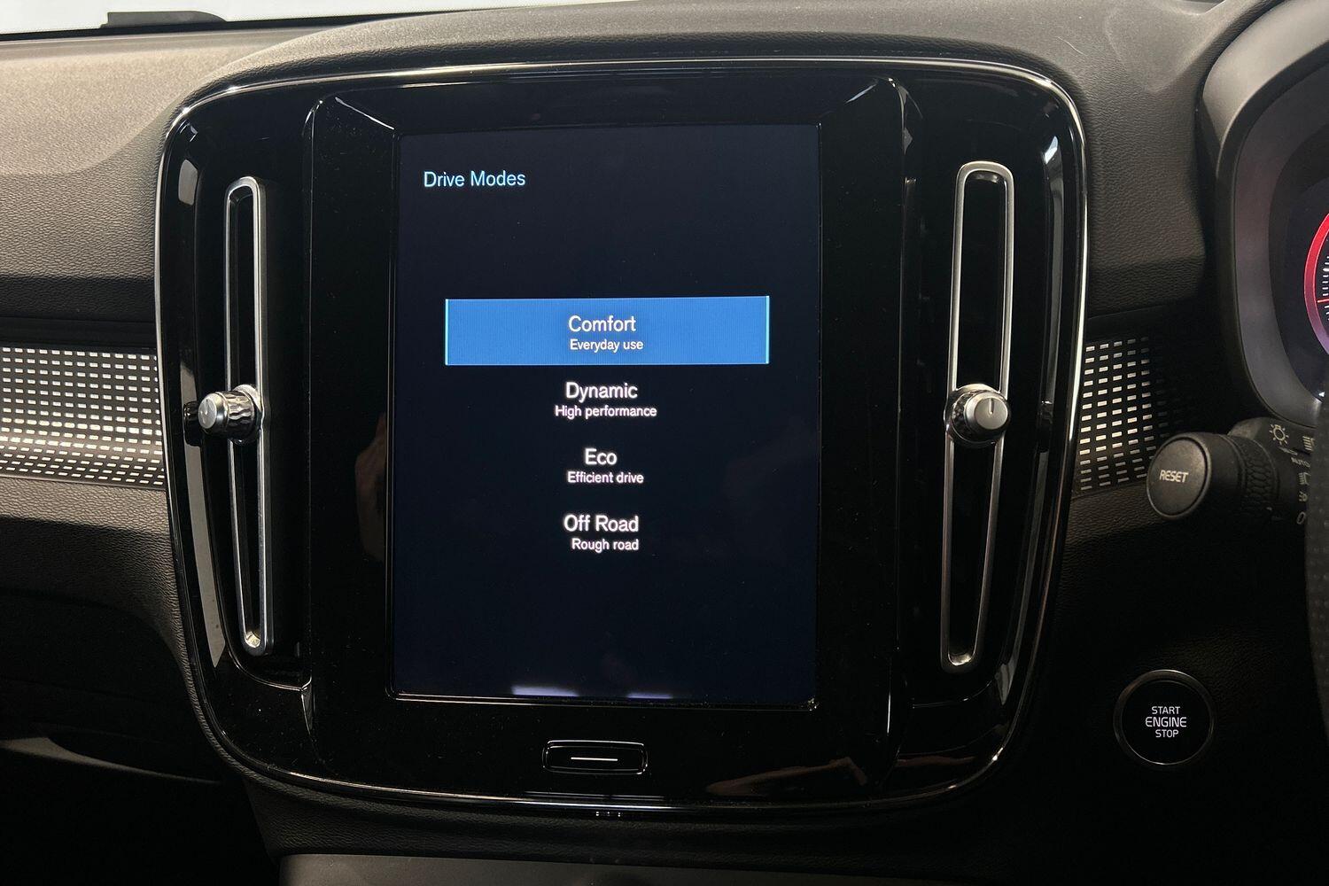 Used Volvo XC40 2021 for sale - 76031931: Photo 24