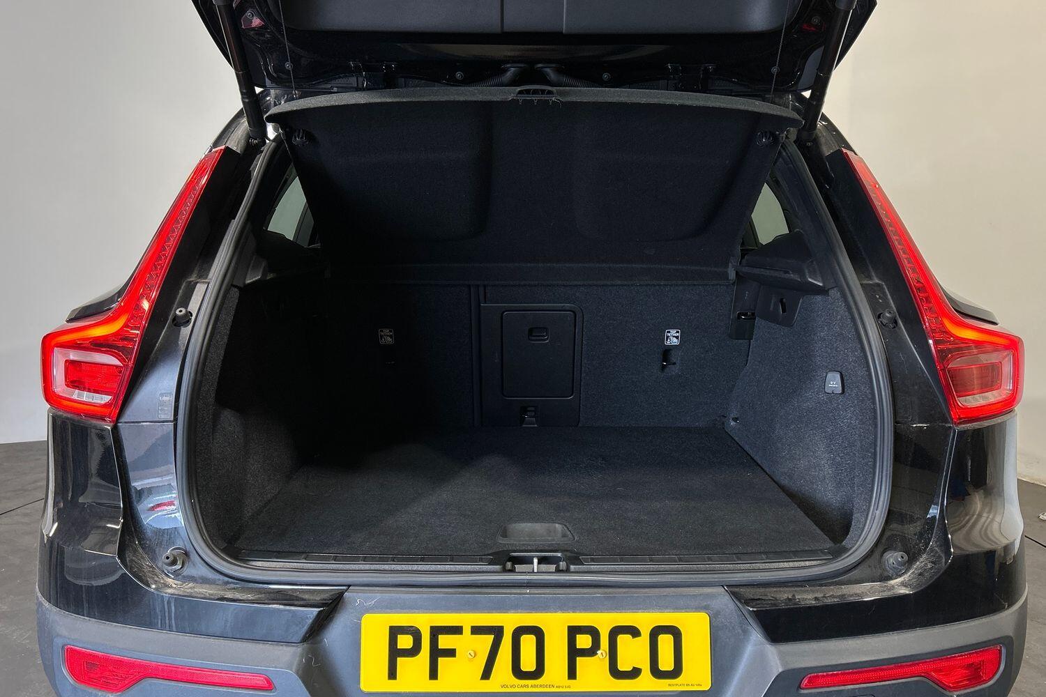 Used Volvo XC40 2021 for sale - 76031931: Photo 9