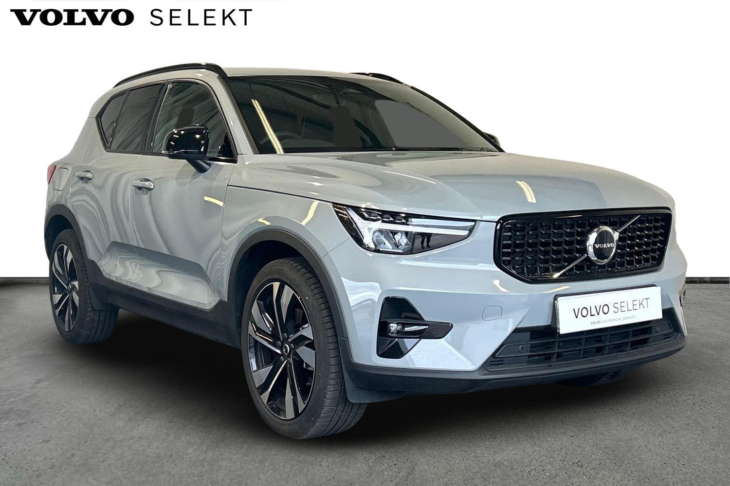 Used Volvo XC40 2025 for sale - 75990541: Photo 1