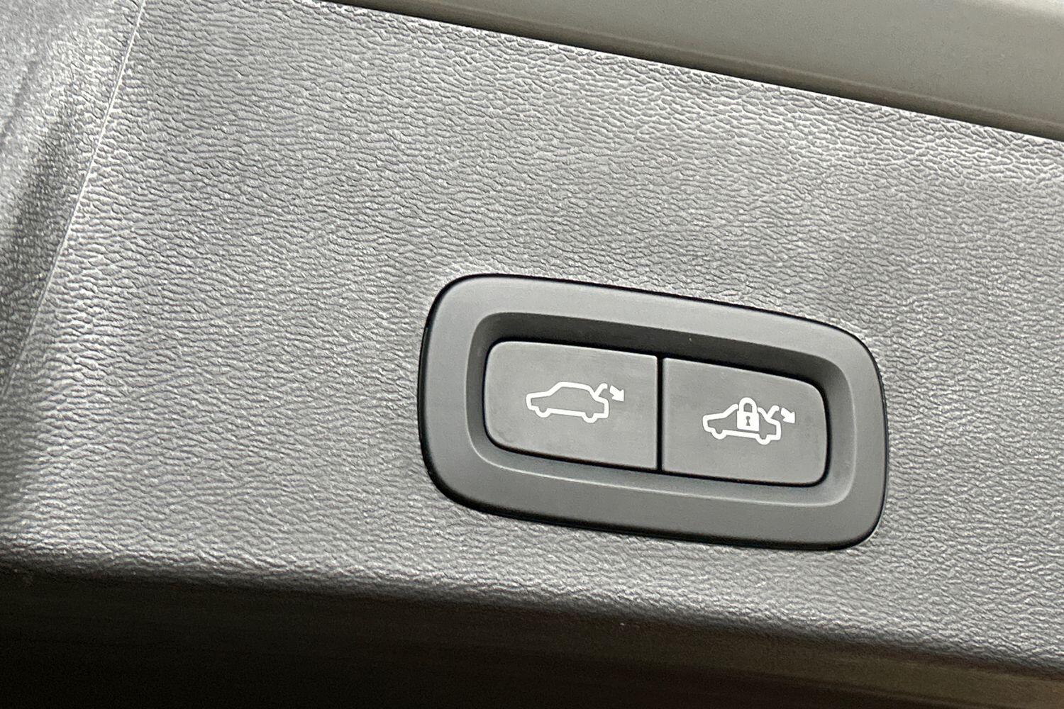 Used Volvo XC40 2025 for sale - 75990541: Photo 32