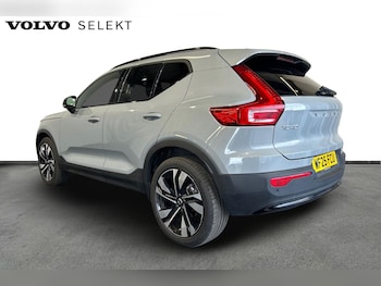 Used Volvo XC40 2025 for sale - 75990541: Photo 4