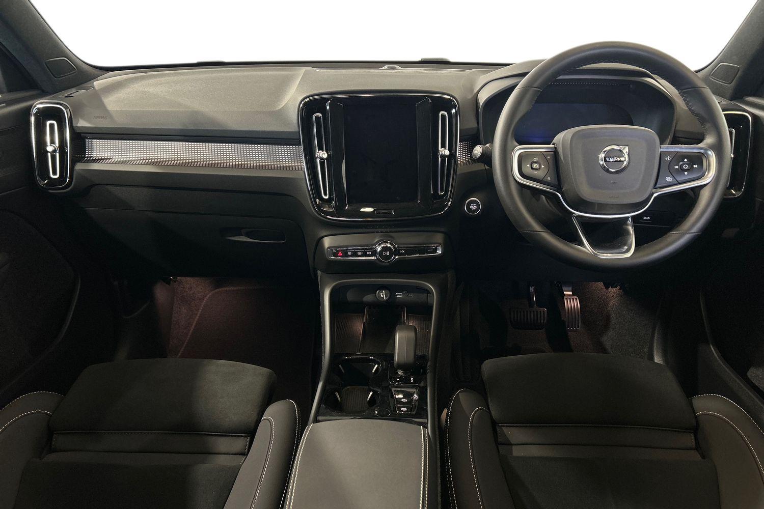 Used Volvo XC40 2025 for sale - 75990541: Photo 7