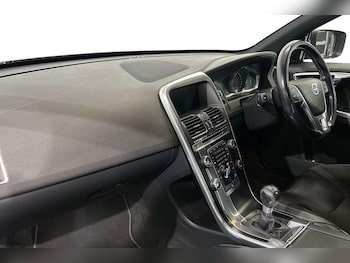 Used Volvo XC60 2017 for sale - 75589571: Photo