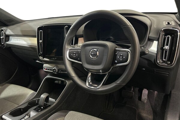 Used Volvo XC40 2022 for sale - 75646756: Photo 11