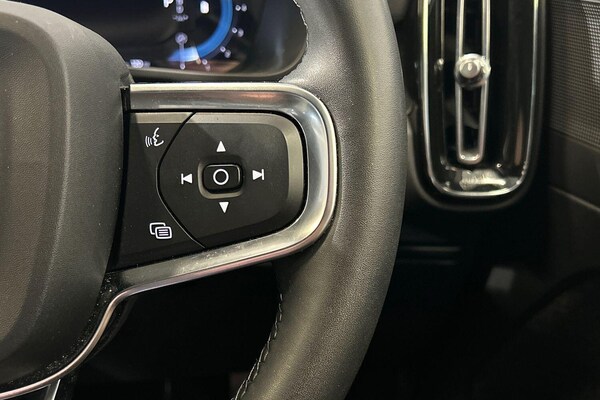 Used Volvo XC40 2022 for sale - 75646756: Photo 13