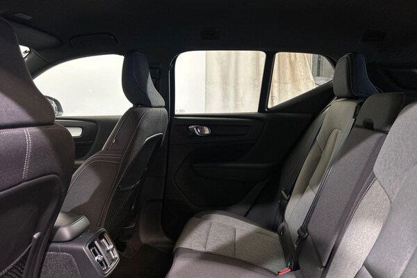 Used Volvo XC40 2022 for sale - 75646756: Photo 18