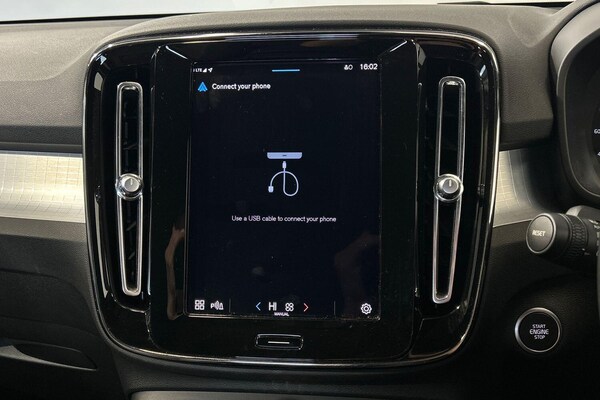 Used Volvo XC40 2022 for sale - 75646756: Photo 24