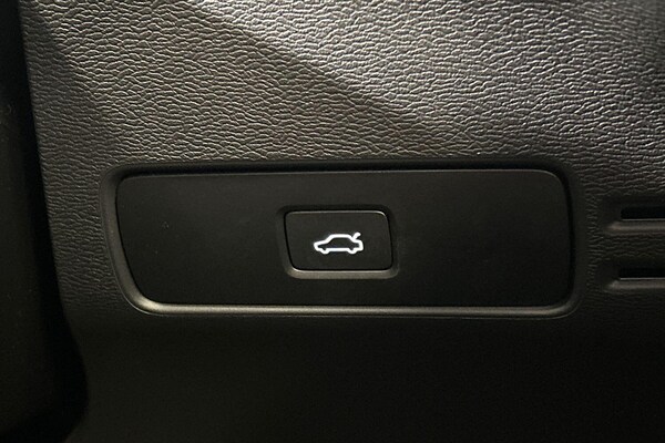 Used Volvo XC40 2022 for sale - 75646756: Photo 28