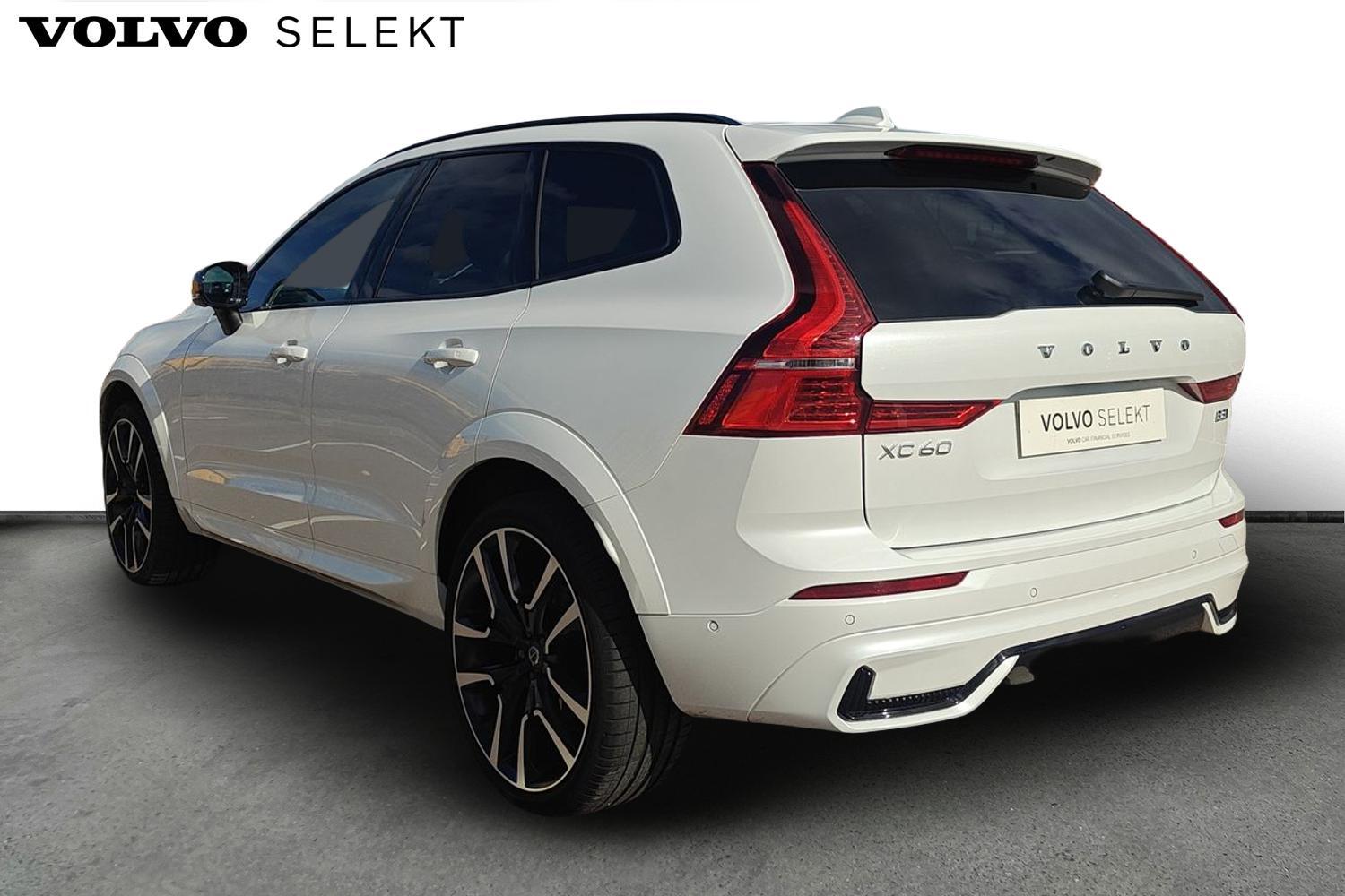 Used Volvo XC60 2024 for sale - 76032056: Photo 4