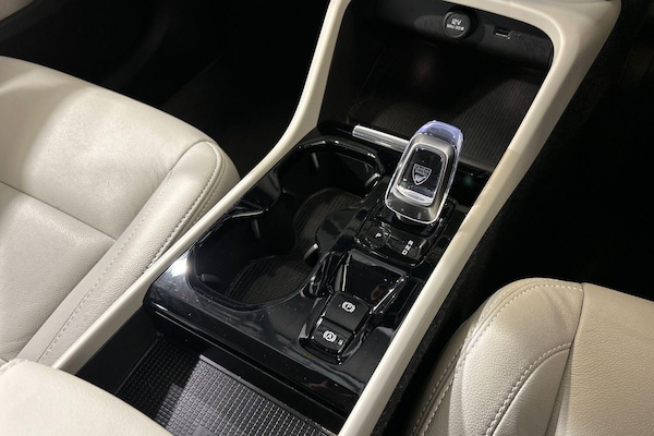 Used Volvo XC40 2021 for sale - 76158725: Photo 14