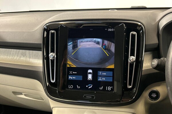 Used Volvo XC40 2021 for sale - 76158725: Photo 17
