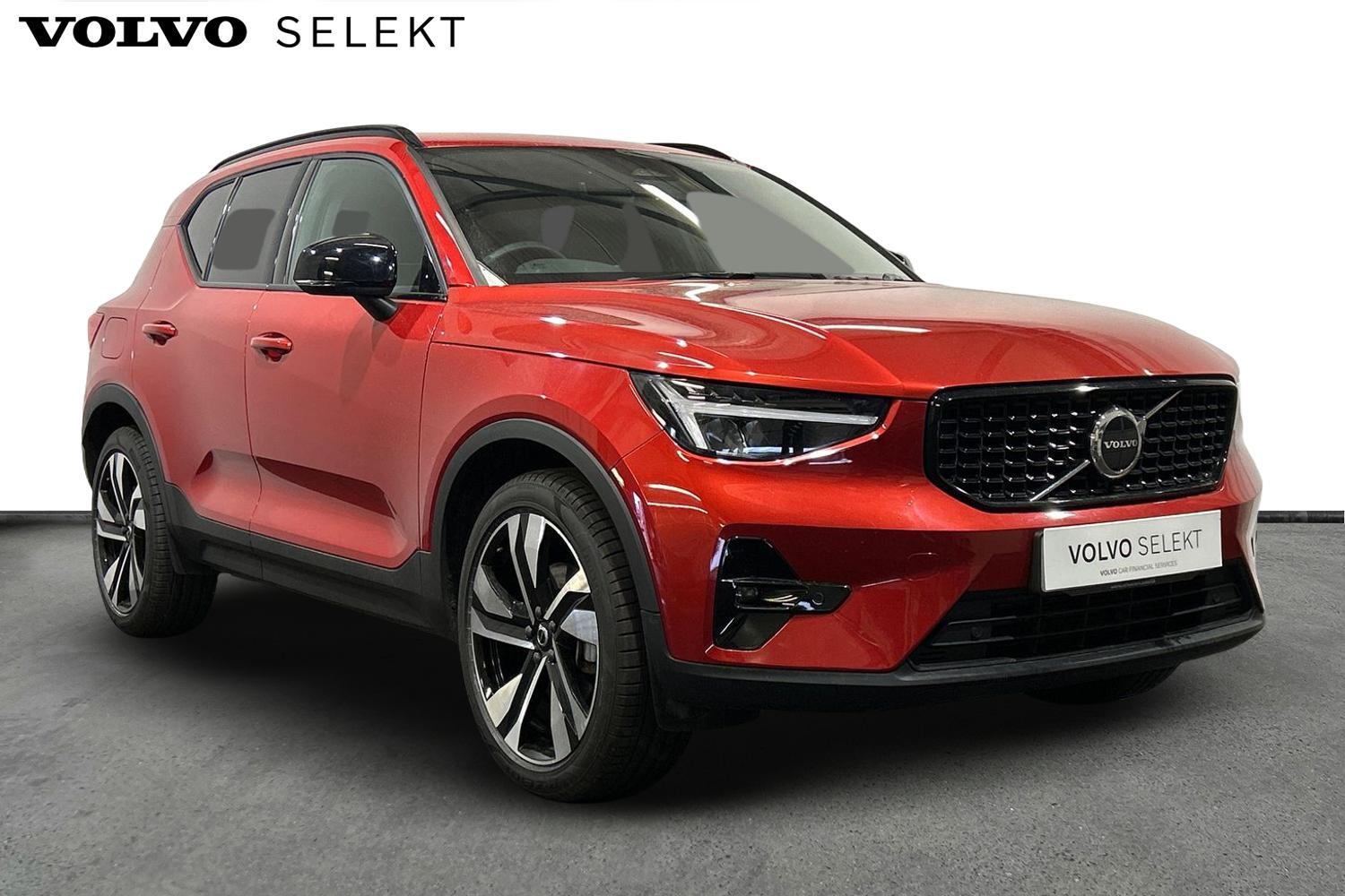 Used Volvo XC40 2025 for sale - 75989898: Photo 1