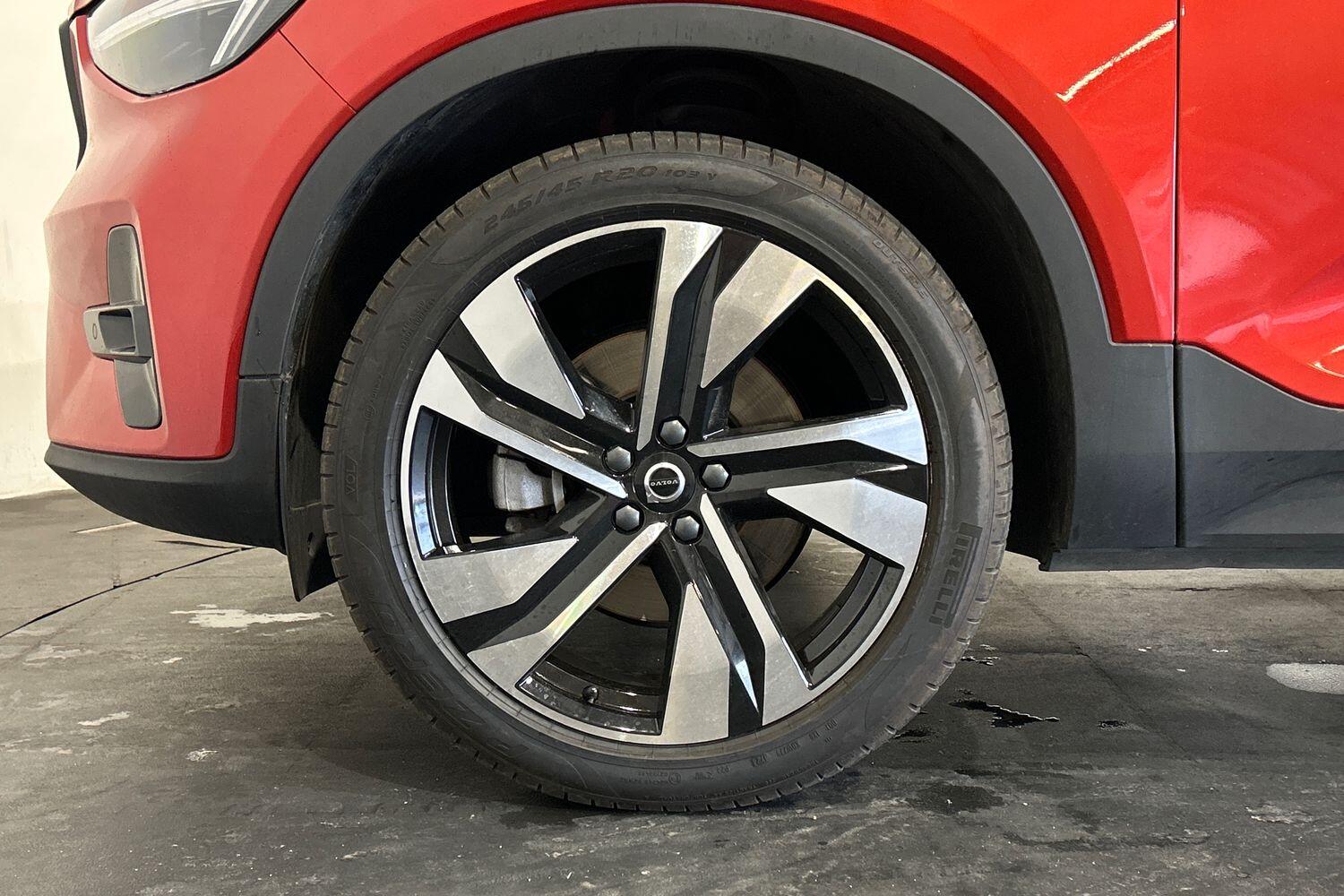 Used Volvo XC40 2025 for sale - 75989898: Photo 6