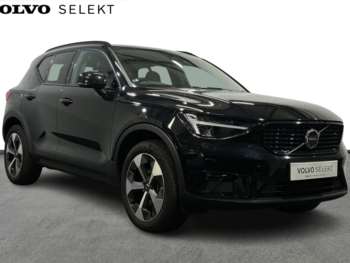 2024 (74) - Plus, B3 Mild hybrid, Petrol, Dark 5-Door