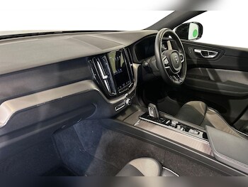 Used Volvo XC60 2020 for sale - 74990101: Photo