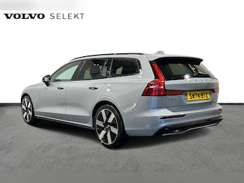 Used Volvo V60 2024 for sale - 75562728: Photo