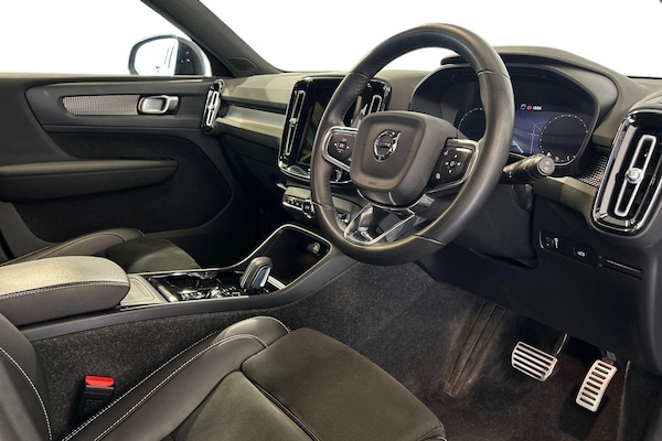 Used Volvo XC40 2021 for sale - 75697341: Photo 11