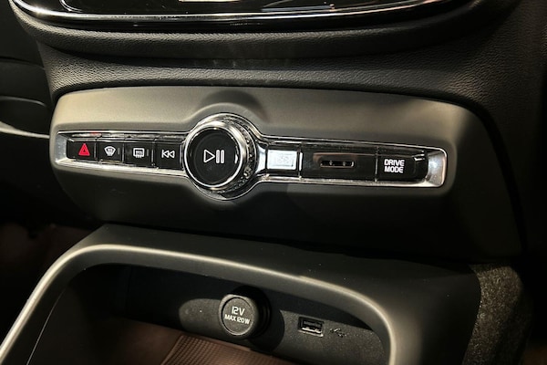 Used Volvo XC40 2021 for sale - 75697341: Photo 15