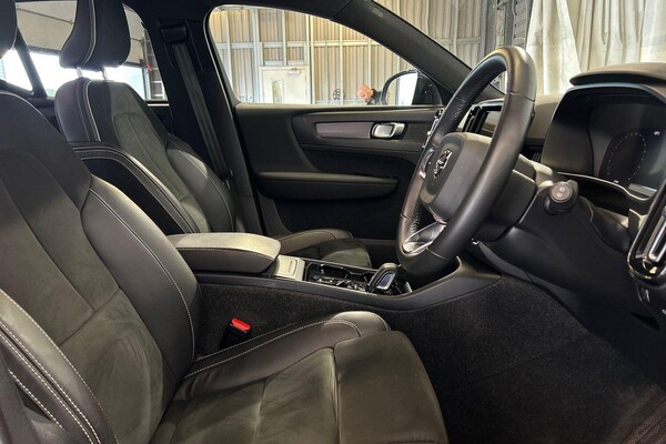 Used Volvo XC40 2021 for sale - 75697341: Photo 28