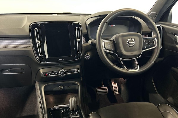 Used Volvo XC40 2021 for sale - 75697341: Photo 30