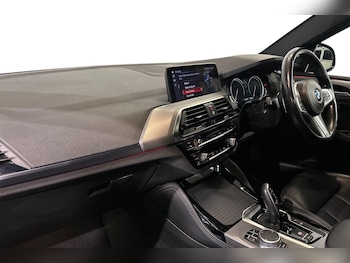 Used BMW X4 2019 for sale - 75839388: Photo