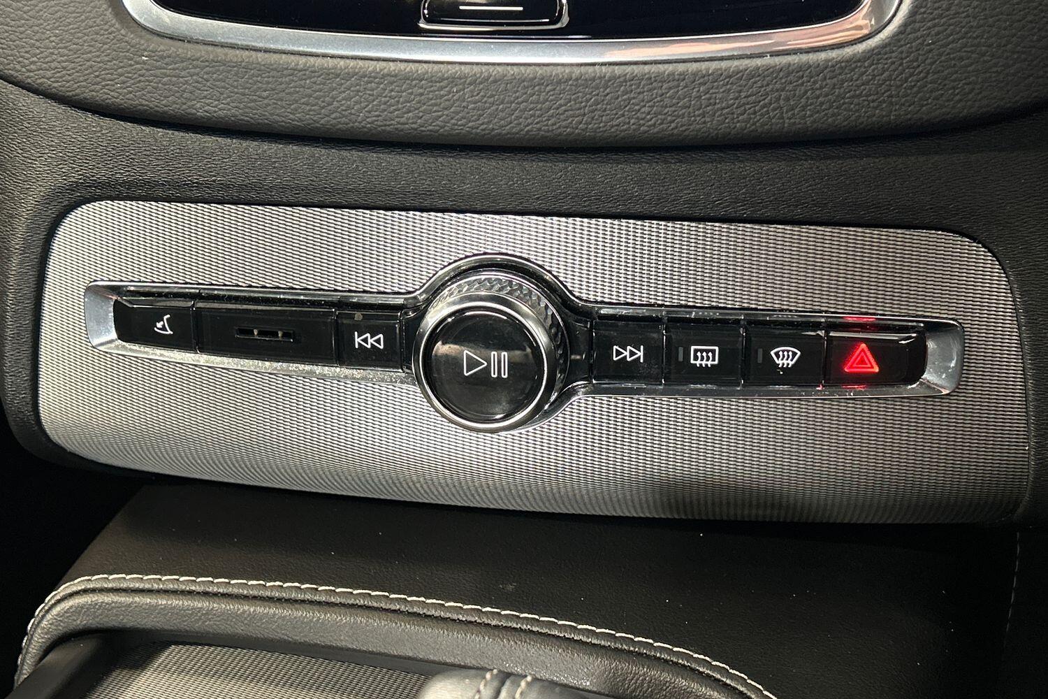 Used Volvo XC90 2021 for sale - 76042253: Photo 15