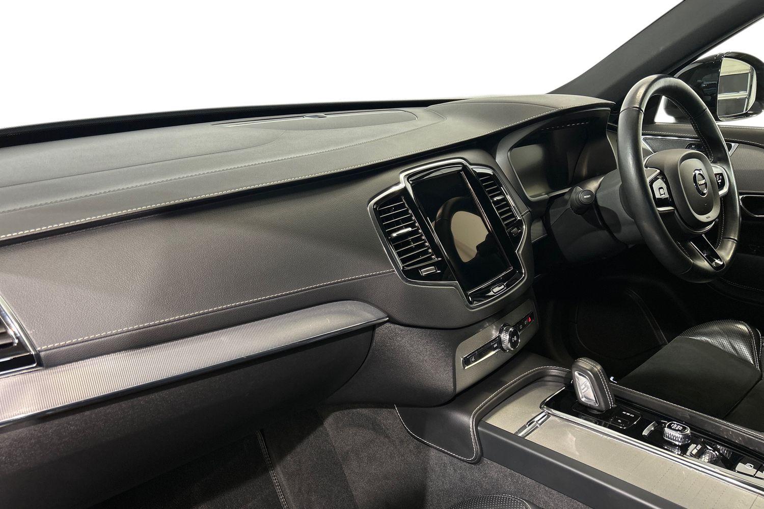 Used Volvo XC90 2021 for sale - 76042253: Photo 2