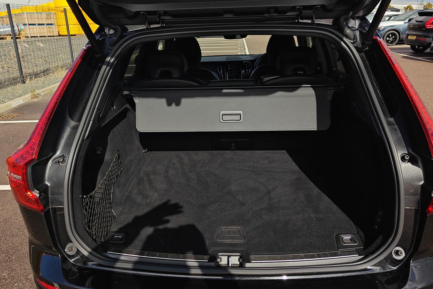 Used Volvo XC60 2021 for sale - 76024732: Photo 9