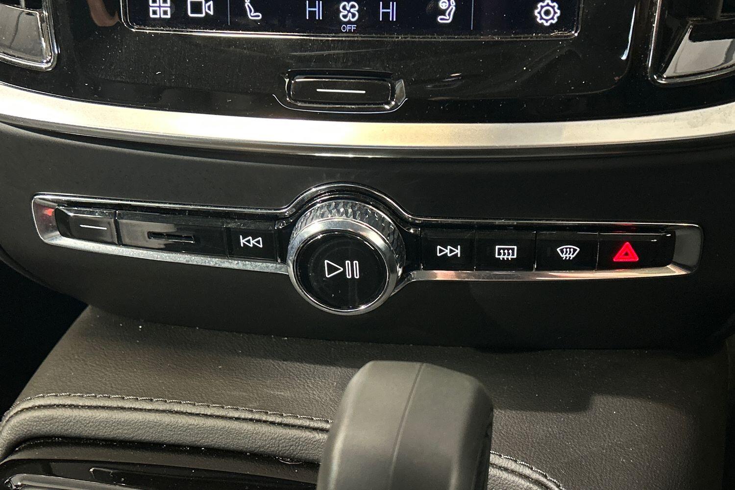 Used Volvo V60 2022 for sale - 76042837: Photo 15