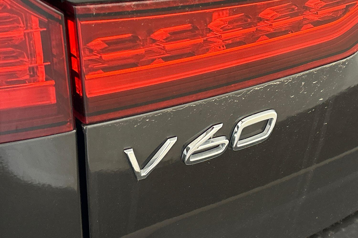 Used Volvo V60 2022 for sale - 76042837: Photo 32