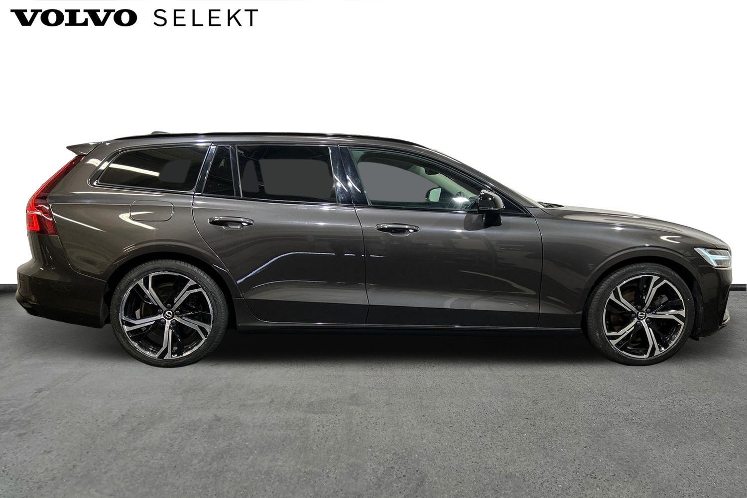 Used Volvo V60 2022 for sale - 76042837: Photo 5