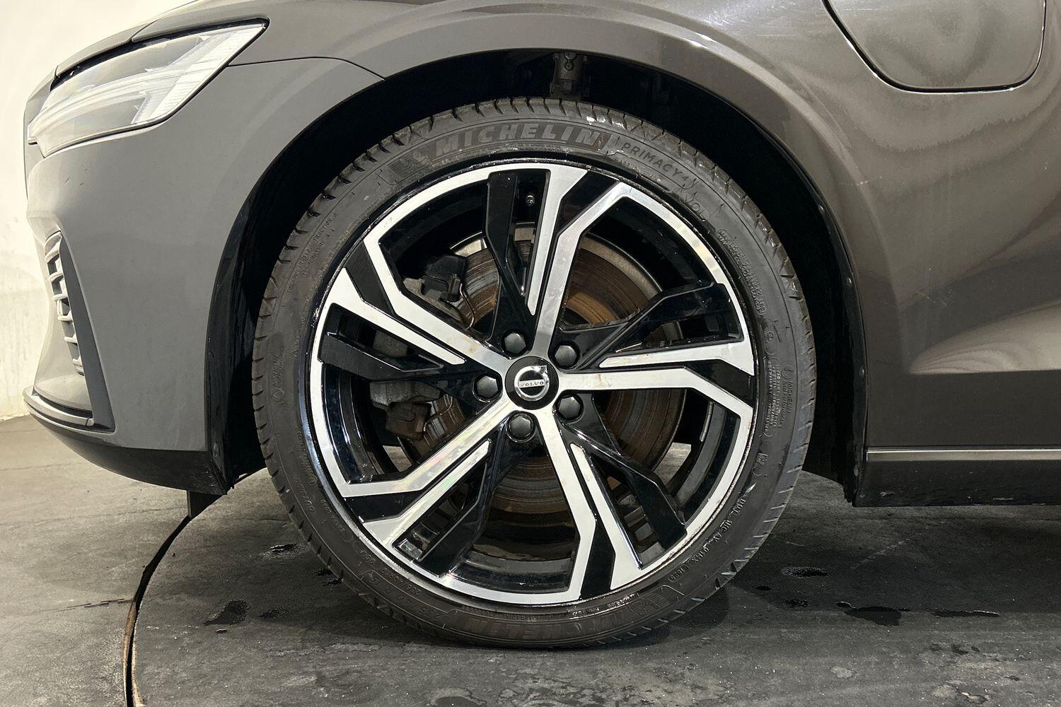 Used Volvo V60 2022 for sale - 76042837: Photo 6