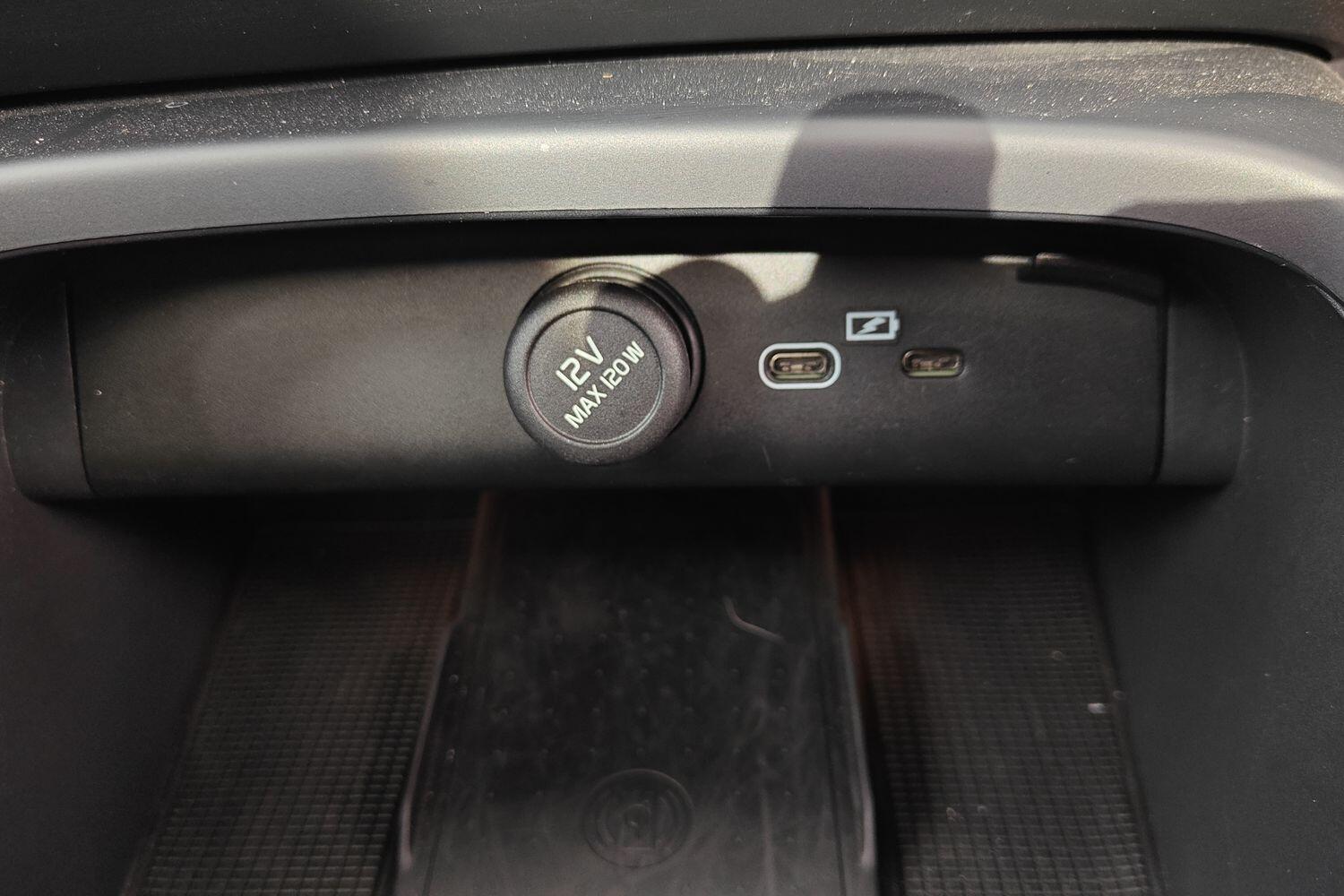 Used Volvo XC40 2025 for sale - 75990302: Photo 22
