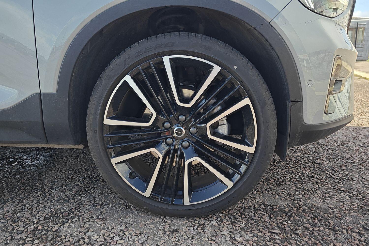 Used Volvo XC40 2025 for sale - 75990302: Photo 24