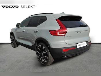 Used Volvo XC40 2025 for sale - 75990302: Photo 4