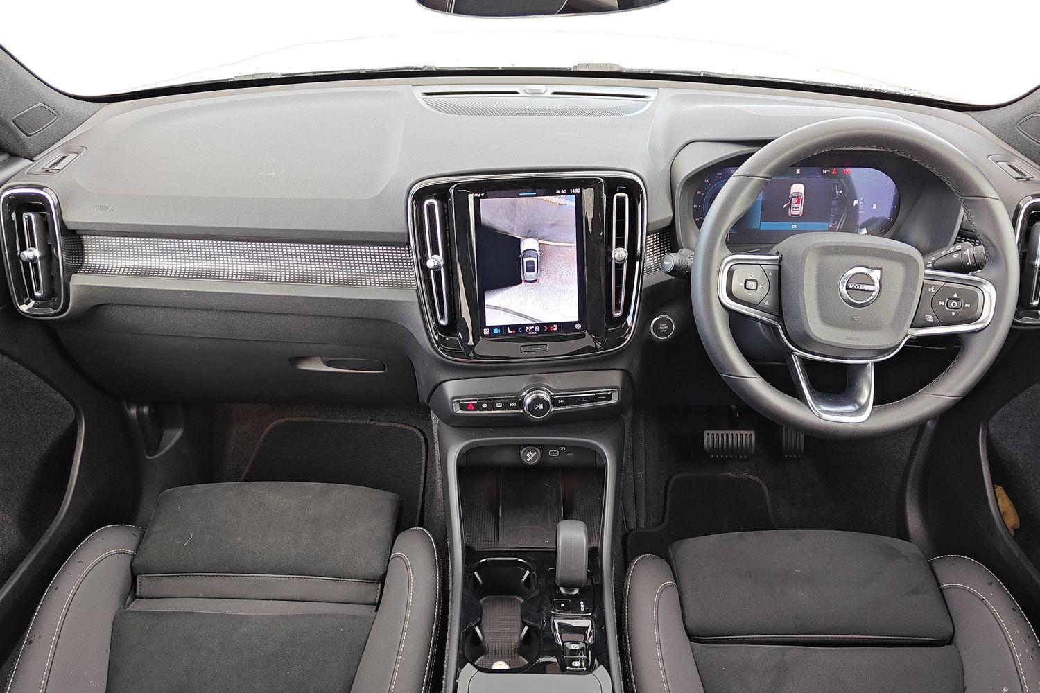 Used Volvo XC40 2025 for sale - 75990302: Photo 7