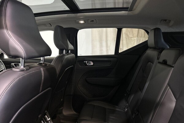 Used Volvo XC40 2023 for sale - 76213831: Photo 18