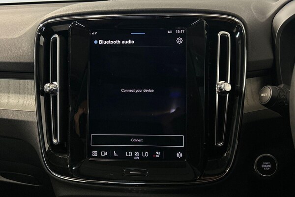 Used Volvo XC40 2023 for sale - 76213831: Photo 23