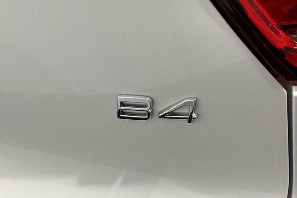 Used Volvo XC40 2023 for sale - 76213831: Photo 31
