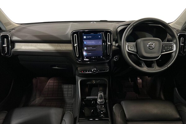Used Volvo XC40 2023 for sale - 76213831: Photo 7