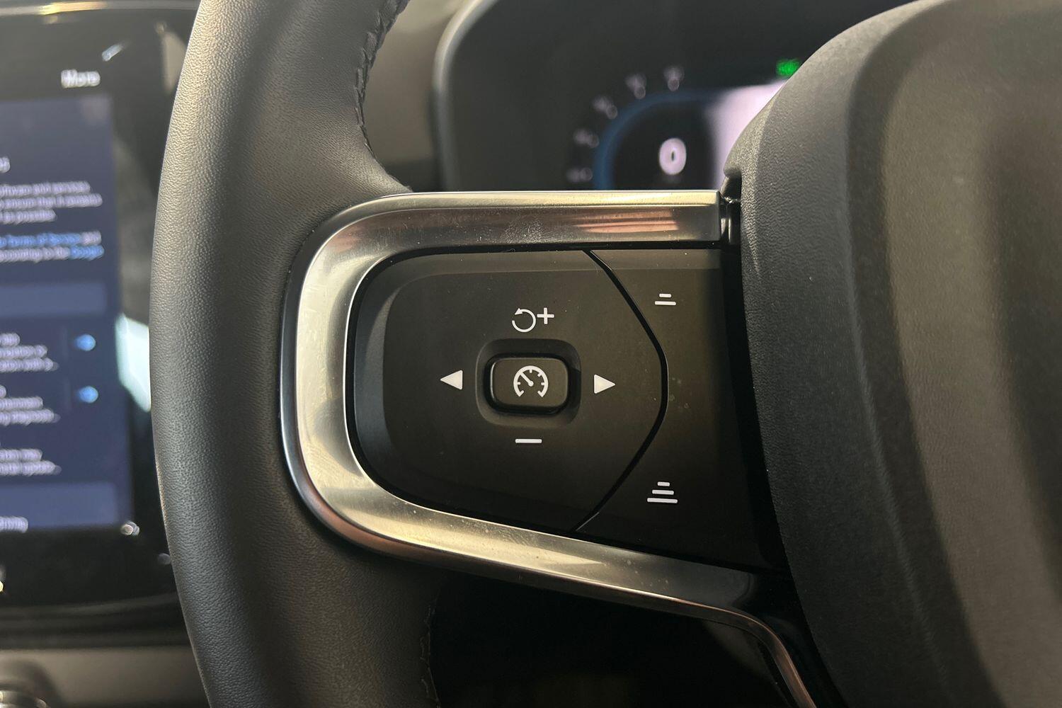 Used Volvo XC40 2025 for sale - 75990308: Photo 12