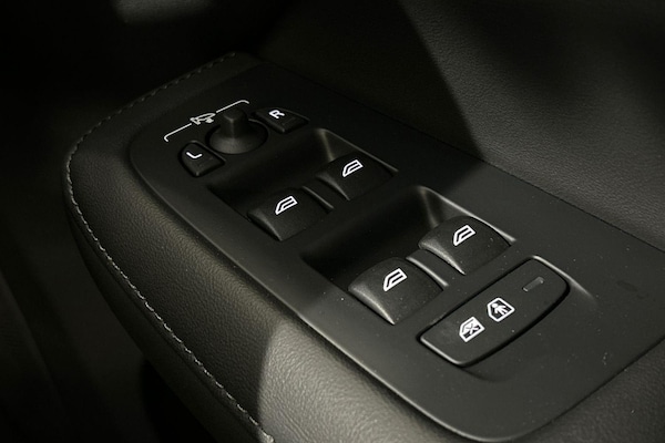 Used Volvo V60 2025 for sale - 76200599: Photo 26